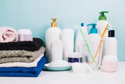 (图:洗发水展示图)